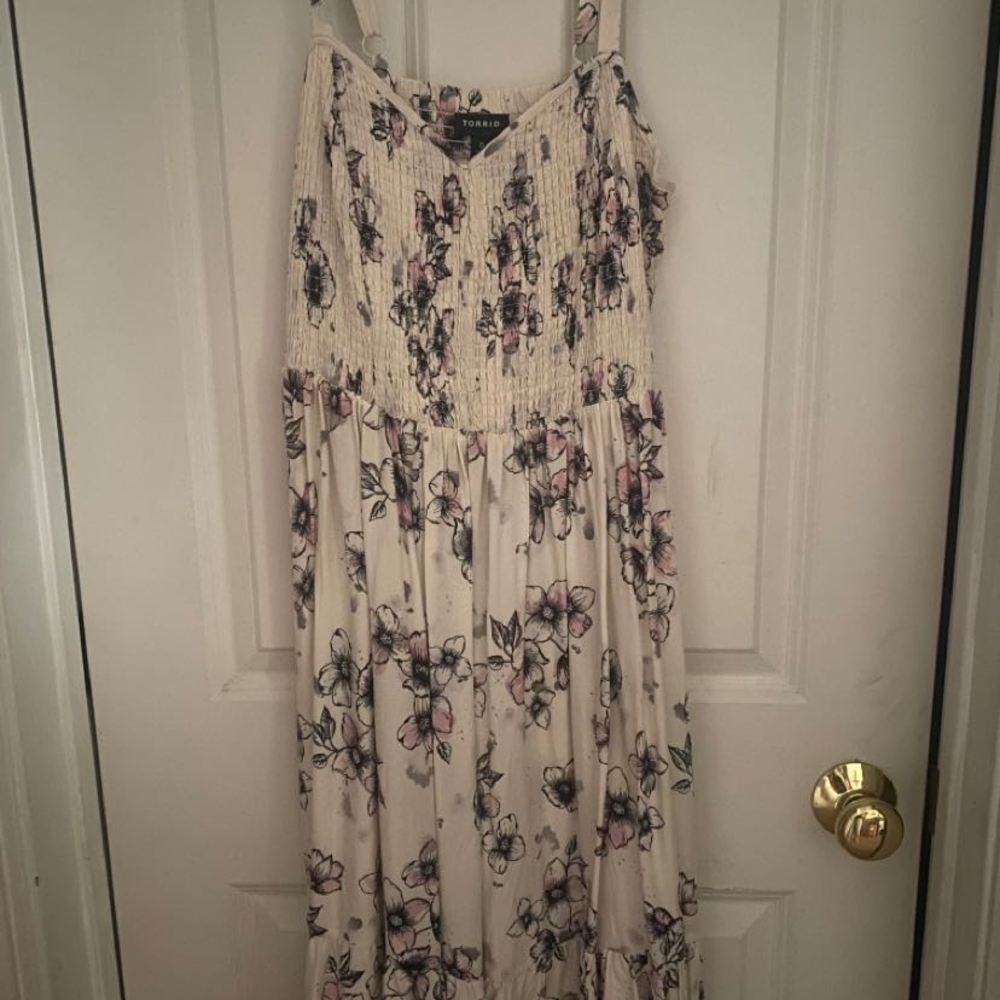 Torrid Floral Print Dress Smocked Size 0